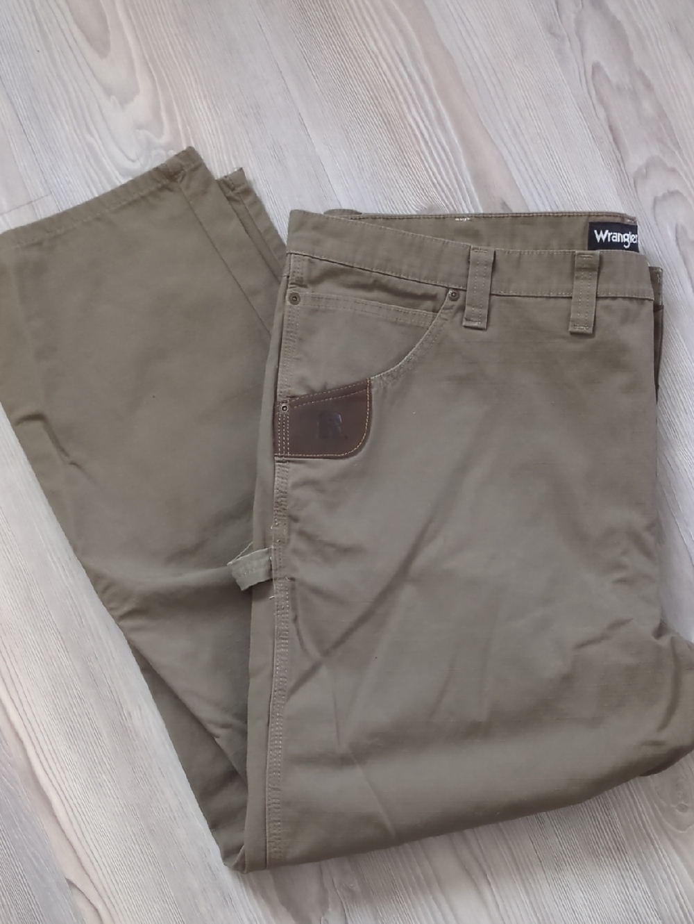 Wrangler Riggs Workwear Men's Olive/Tan Work Chinos 48 X 30 Like New